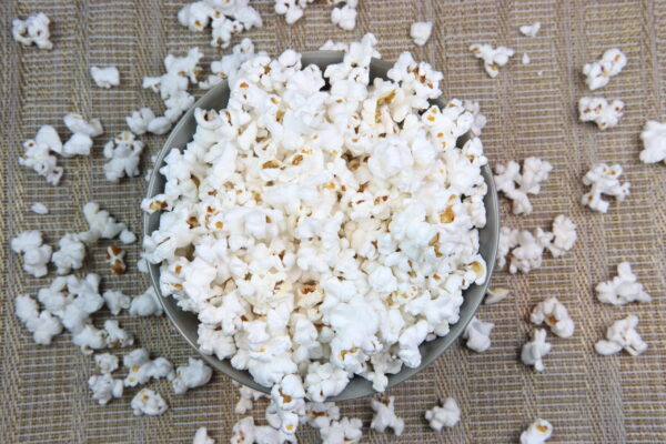 Classic White Popcorn – Light, Fluffy & Delicious